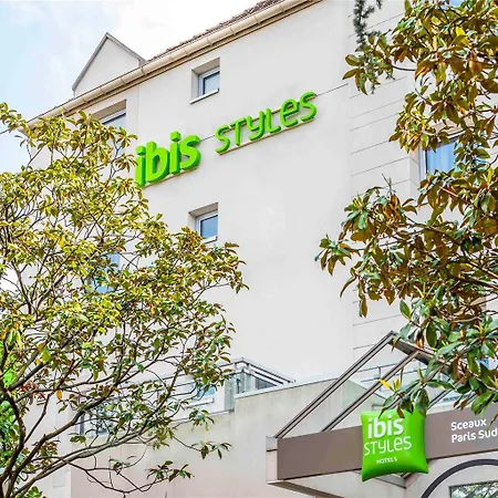 Hotel Ibis Styles Paris Sud 3*